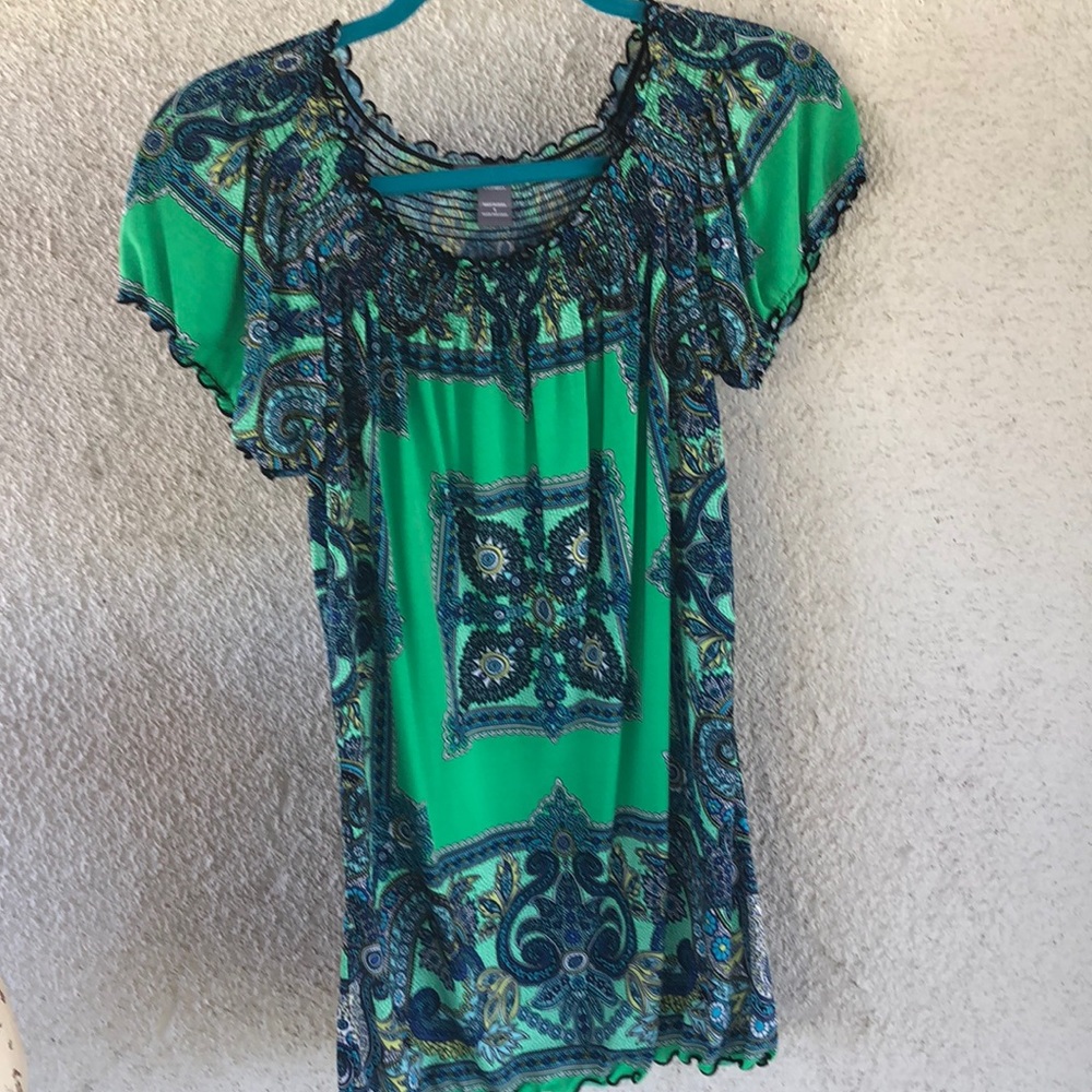 Isabella Rodriguez top - Picture 2 of 11
